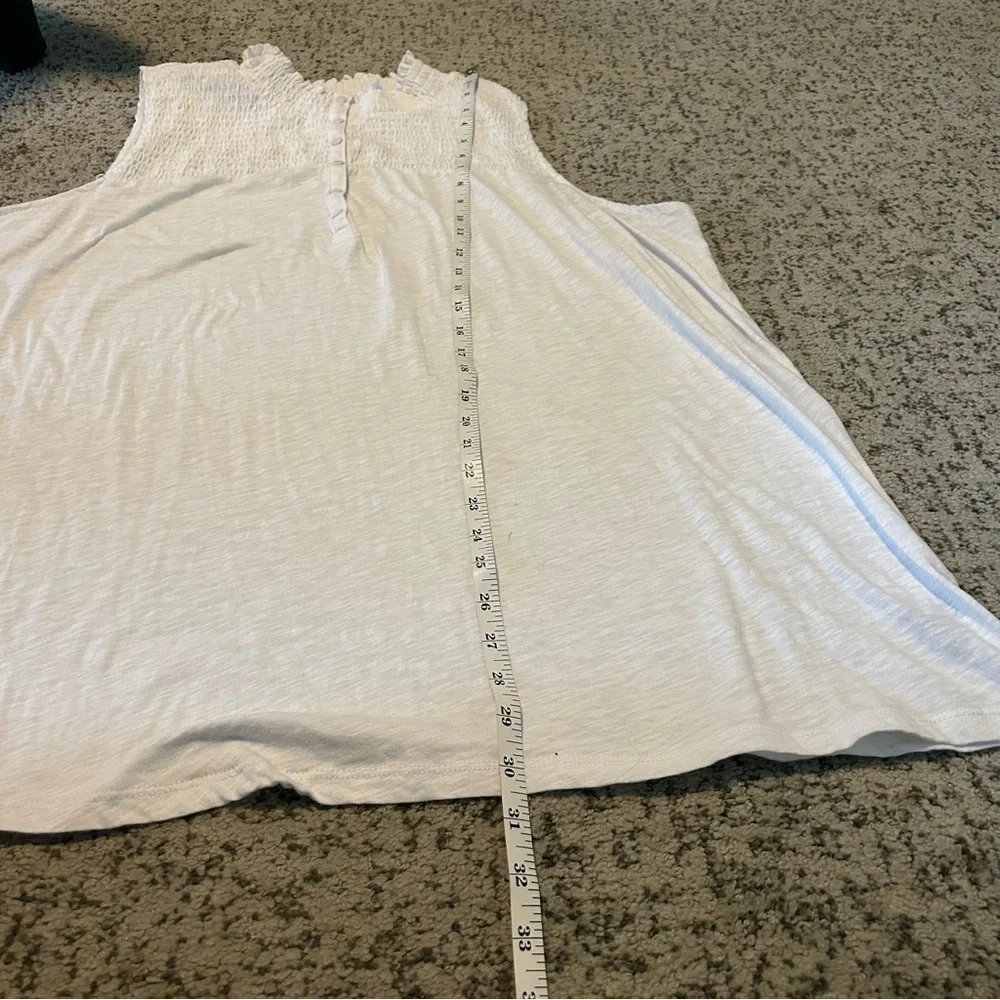Torrid White Heritage Slub Smocked Yoke Henley Tank Size 3X - Picture 9 of 9